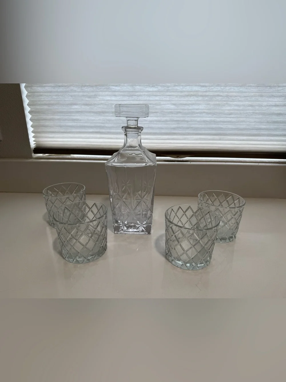 Crystal Cut Glass Whiskey Decanter Set with 4 Tumblers - Clear